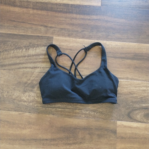 lululemon athletica Other - LULULEMON Black Strappy Sports Bra Size 2